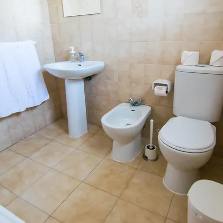 Pension Alcala *